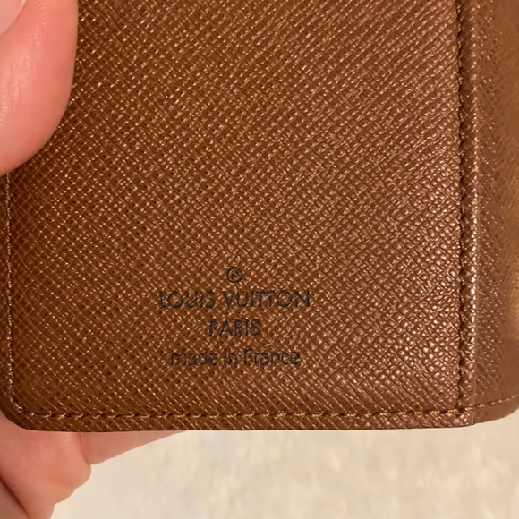 Louis Vuitton agenda. - Picture 5 of 9